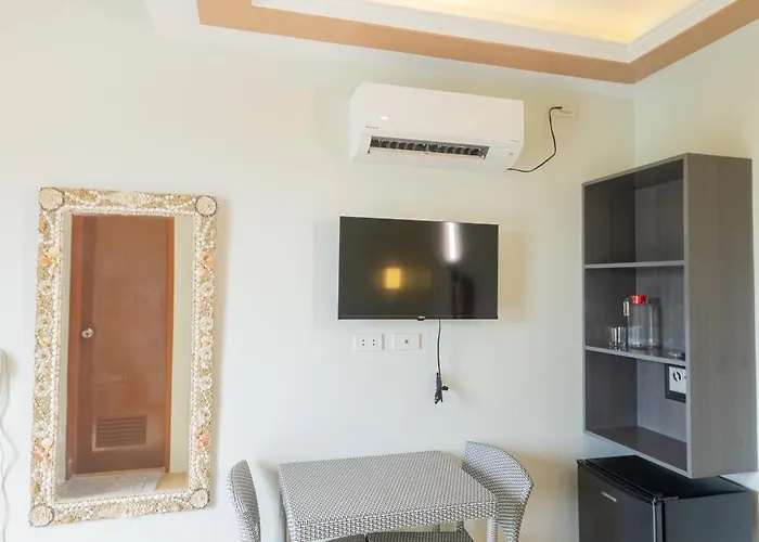Anahaw Seaside Hotel 3*