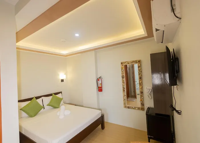 Anahaw Seaside Hotel Santa Fe (Cebu)