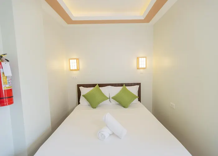 Hotel Anahaw Seaside 3*