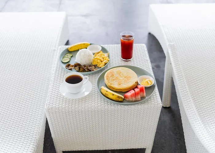 Hotel Anahaw Seaside 3*